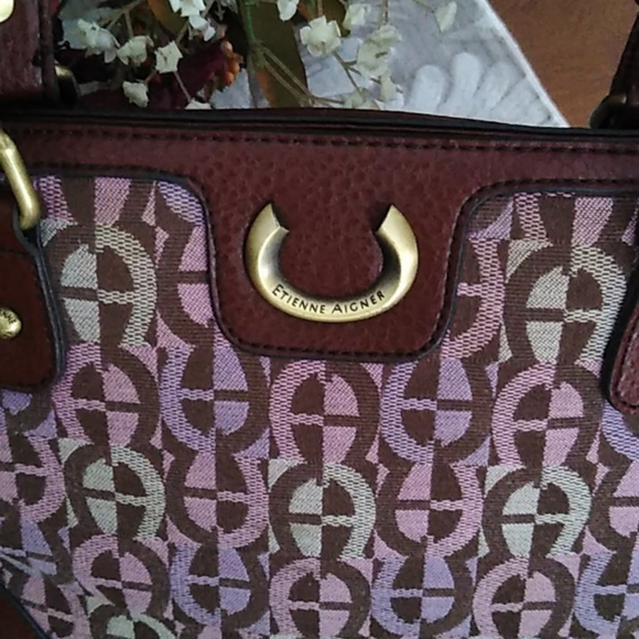 Atienee Aigner  AUTH satchel - Picture 2 of 14